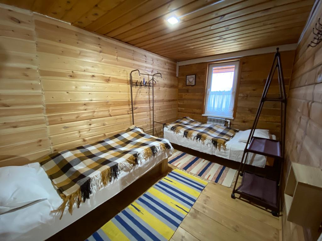 Трех и четырехместный номер в гостевом доме на Зюраткуле HOME SWEET HOME Трех и четырехместный номер в гостевом доме на Зюраткуле HOME SWEET HOME